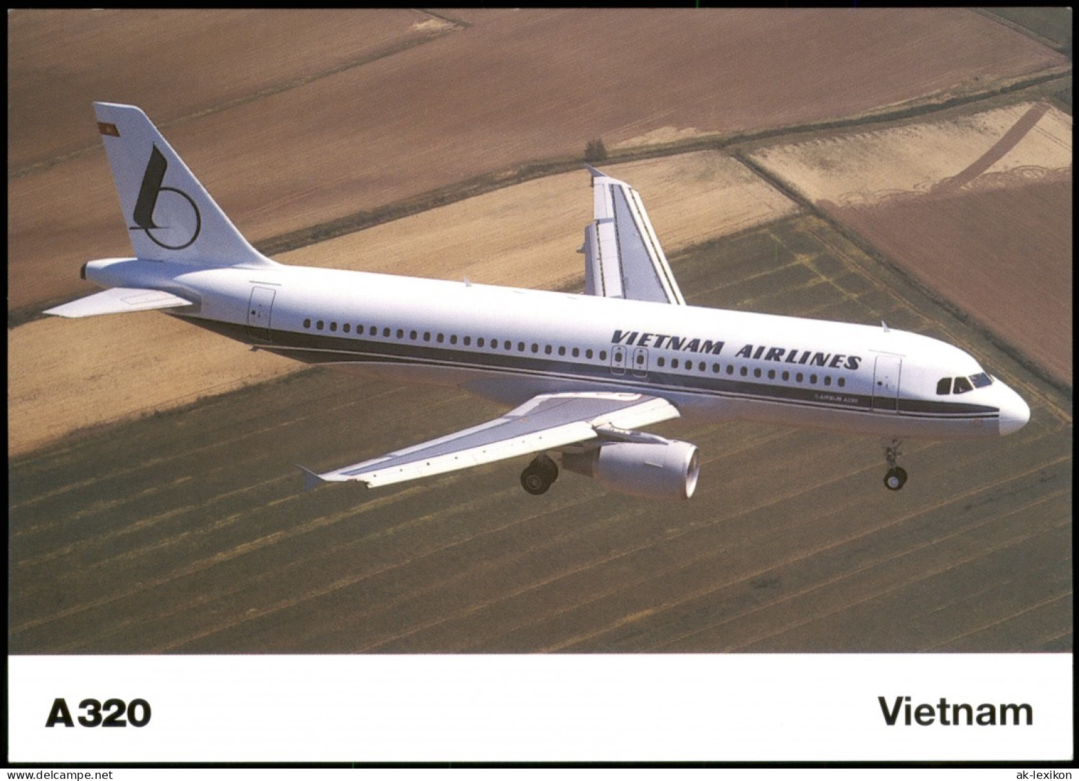 Ansichtskarte  VIETNAM AIRLINES A320 Flugzeug Airplane Avion 2002 - 1946-....: Ere Moderne