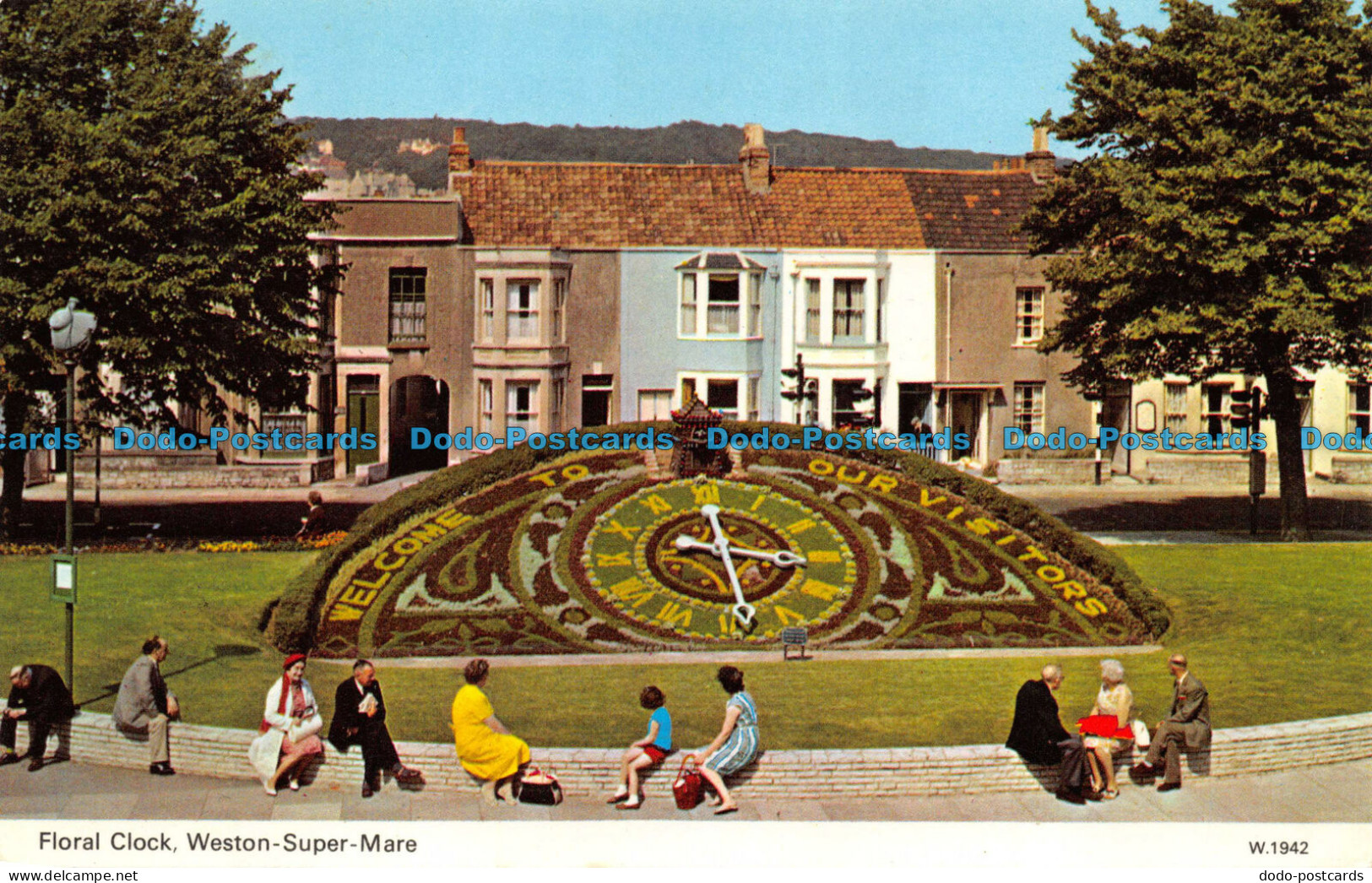 R082083 Floral Clock. Weston Super Mare. Dennis. 1971 - World