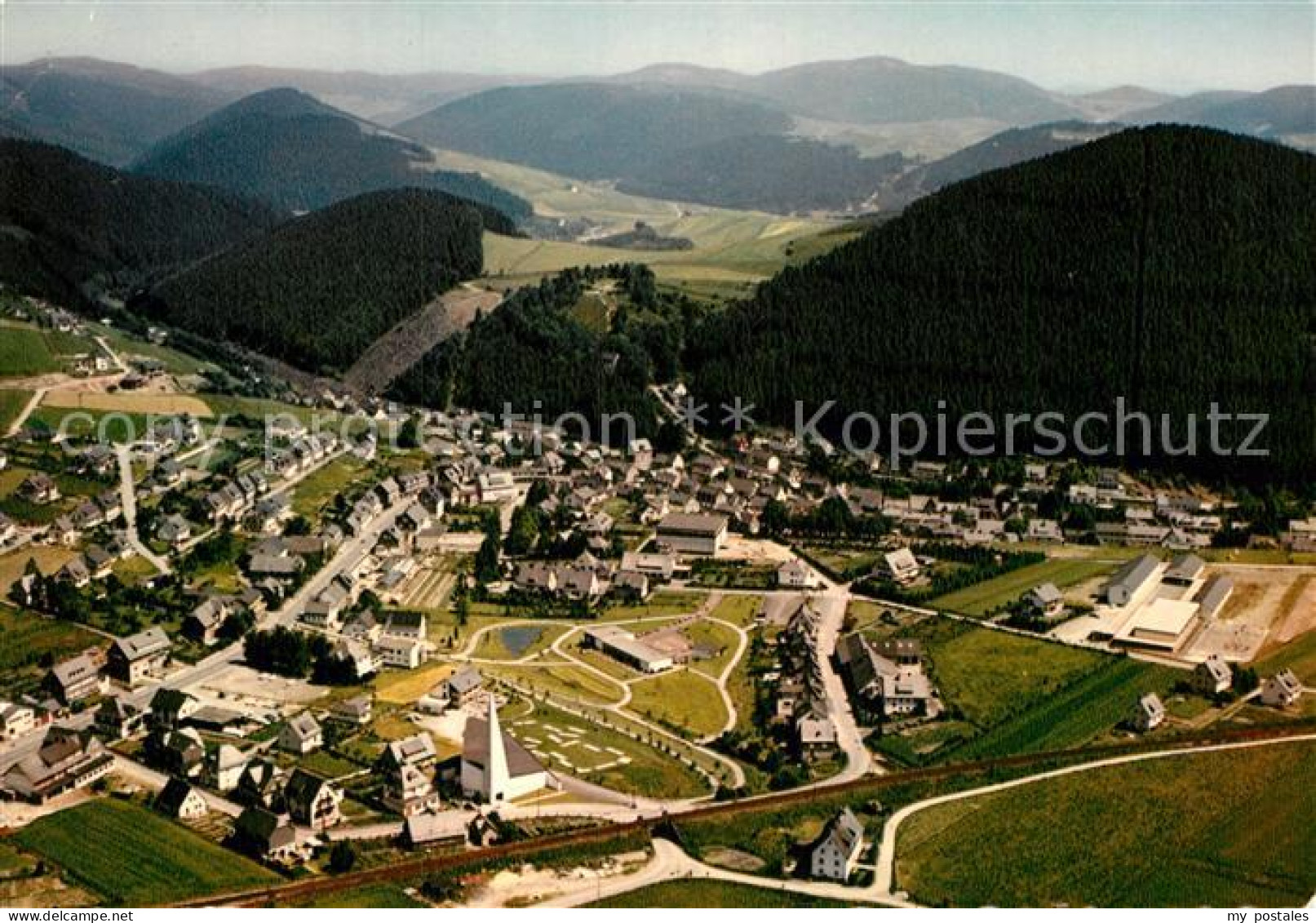 72953213 Willingen Sauerland Heilklimatischer Kurort Und Wintersportplatz Fliege - Autres & Non Classés