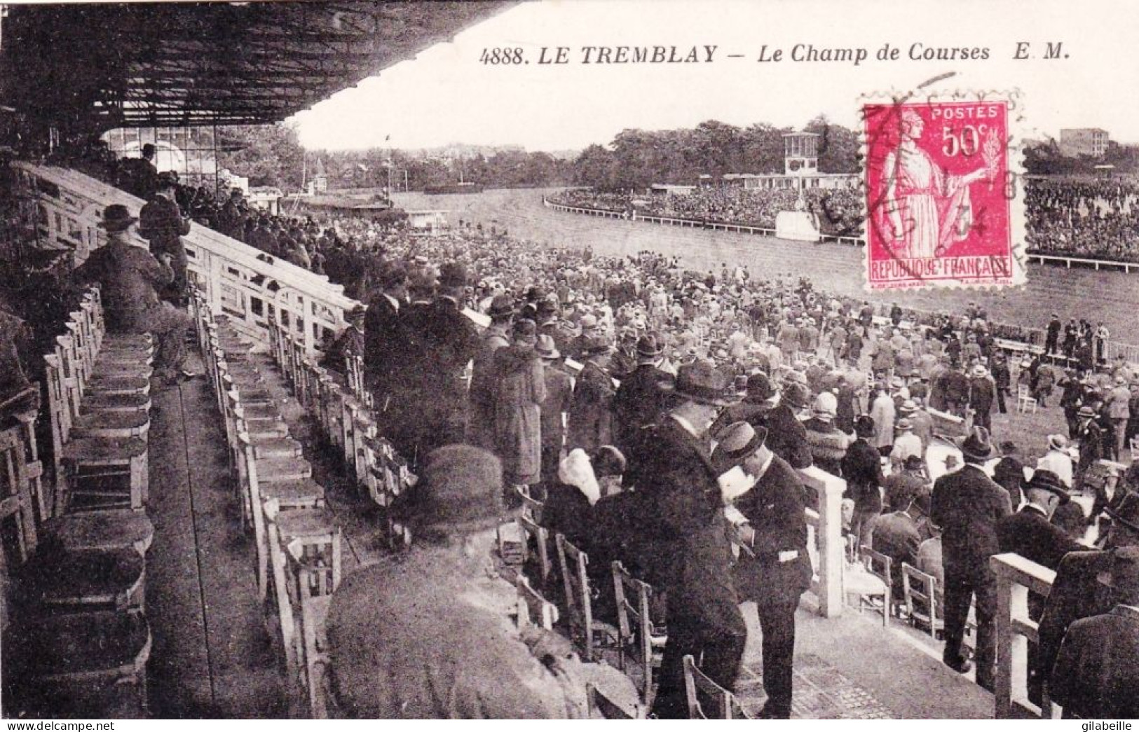 93 - Seine Saint Denis - LE TREMBLAY - Le Champ De Courses - Hippisme -belle Animation - Tremblay En France