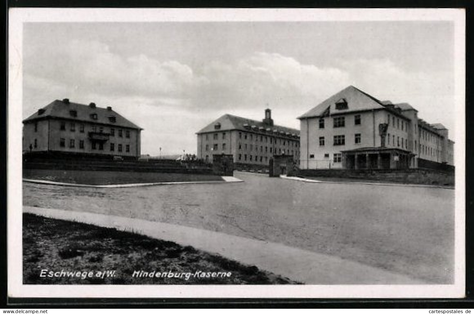 AK Eschwege A. W., Hindenburg-Kaserne, Gesamtansicht  - Eschwege