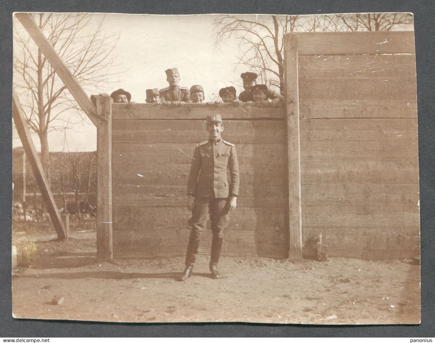 Kingdom Of Yugoslavia - Army Officers, Group Portrait  Real Photo Year 1919. Osijek, D 11 X 8 Cm - Uniformi