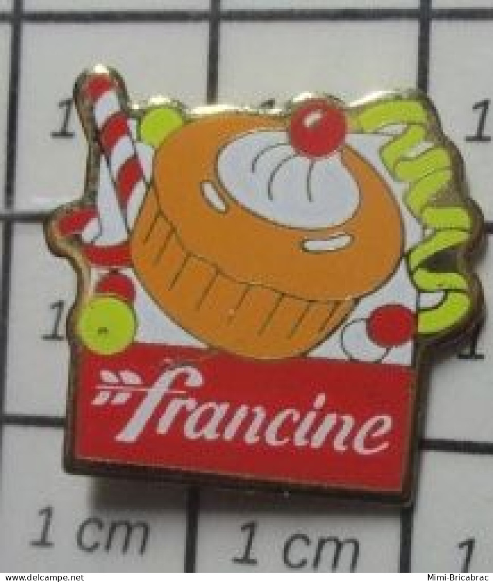 1618c Pin's Pins / Beau Et Rare / ALIMENTATION / GATEAU ANNIVERSAIRE FARINE FRANCINE - Food