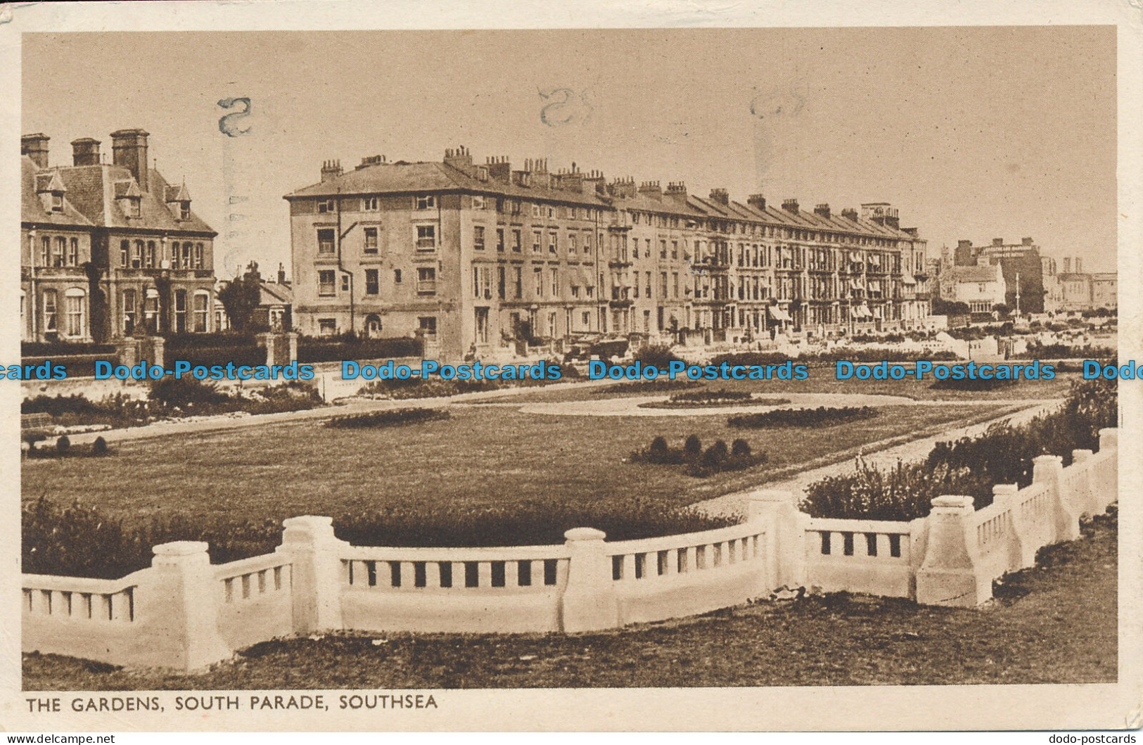 R083072 The Gardens. South Parade. Southsea. Millar And Lang. 1948 - Monde