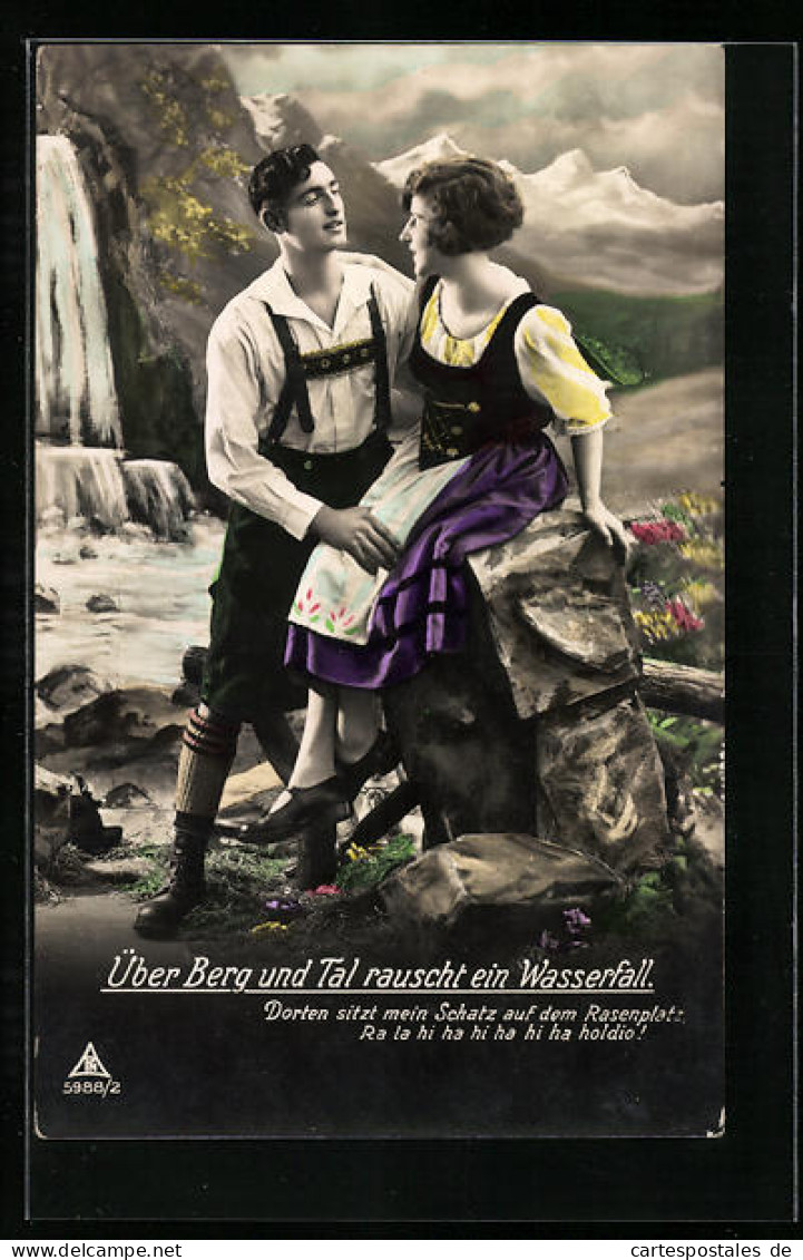 Foto-AK Photochemie Berlin Nr. 5988 /2: Paar In Tracht Vor Einem Wasserfall  - Photographie