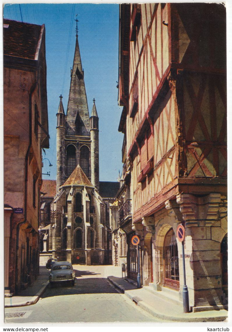 Dijon: SIMCA ARONDE - Rue De La Chouette Chevet De L'Eglise Notre-Dame - (France) - Passenger Cars