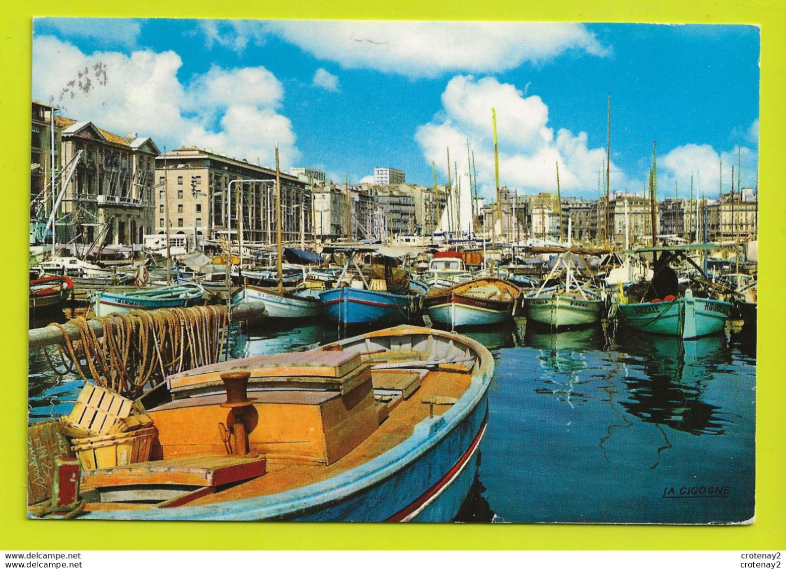 13 MARSEILLE N°13.055.84 Le Vieux Port Nombreux Bateauxet L'Hôtel De Ville En 1971 - Puerto Viejo (Vieux-Port), Saint Victor, Le Panier