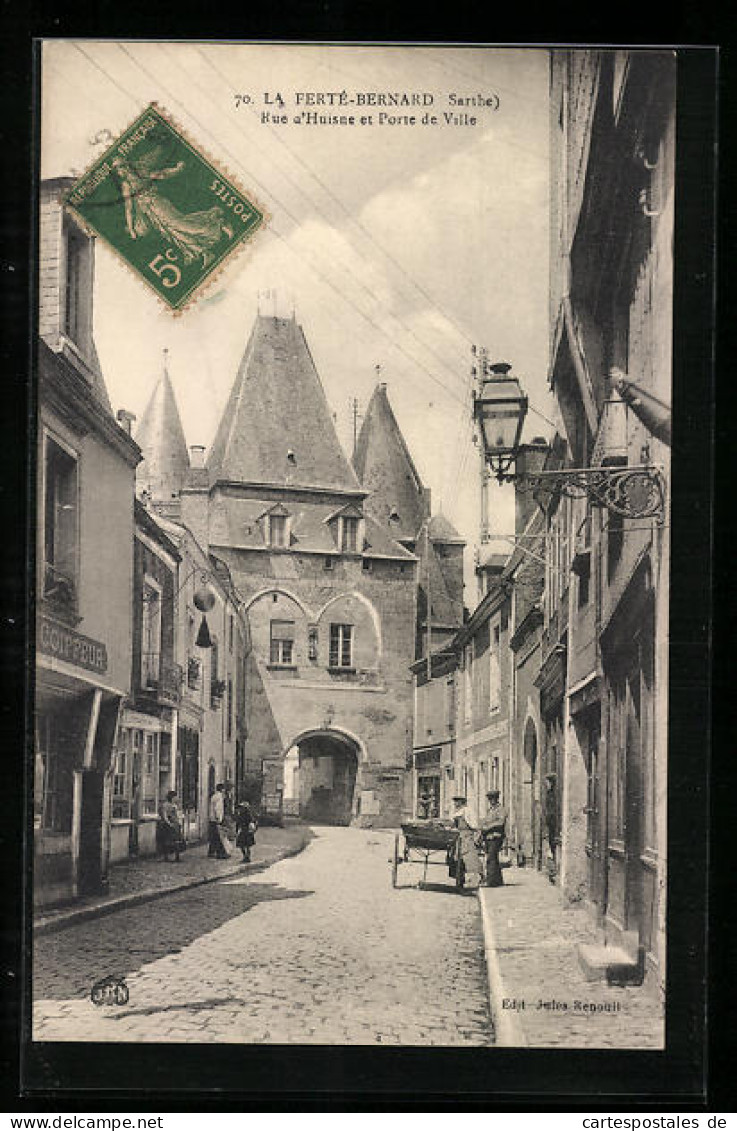 CPA La Ferté-Bernard, Rue D`Huisne Et Porte De Ville  - Autres & Non Classés