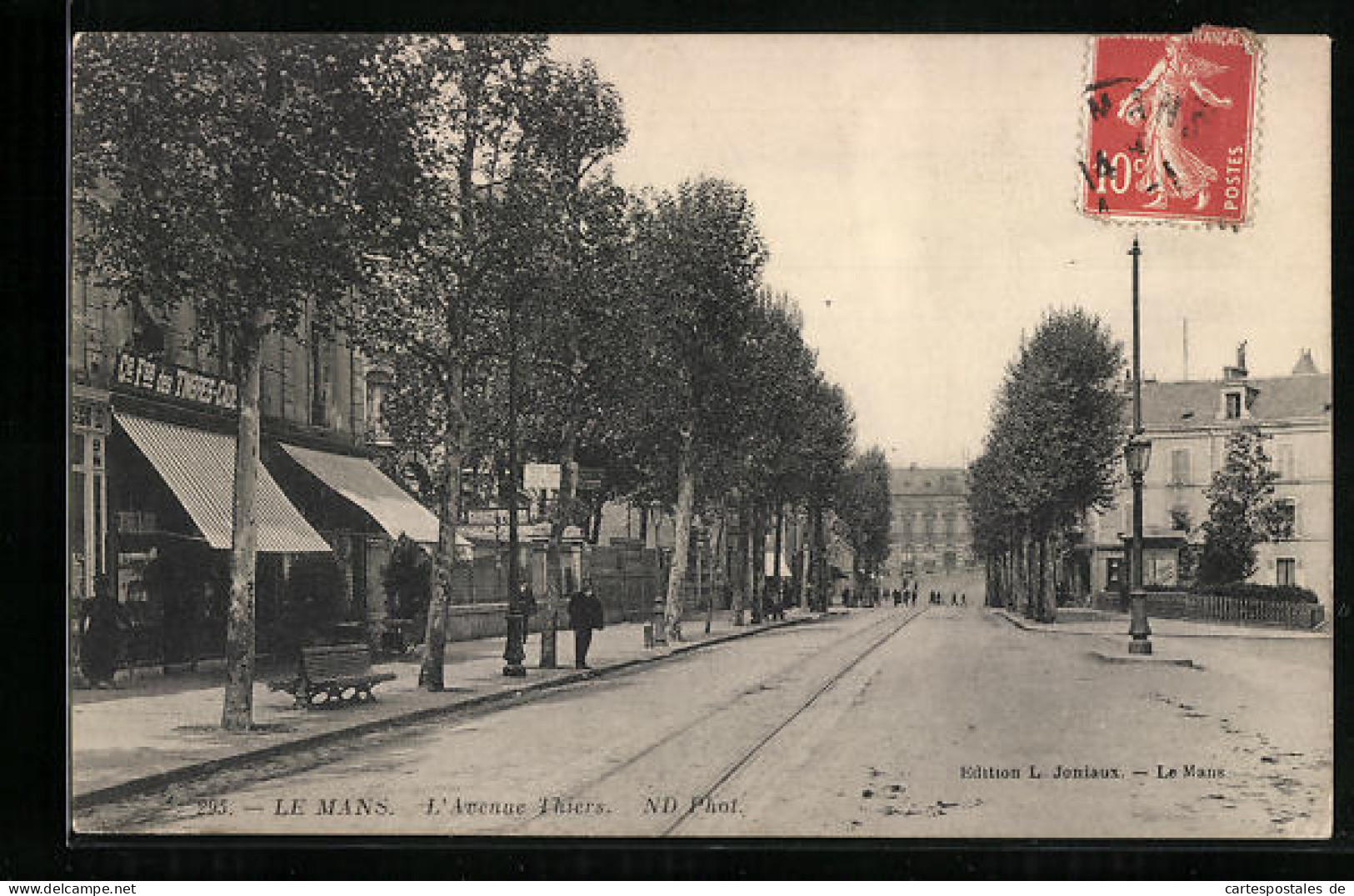 CPA Le Mans, L`Avenue Thiers  - Le Mans