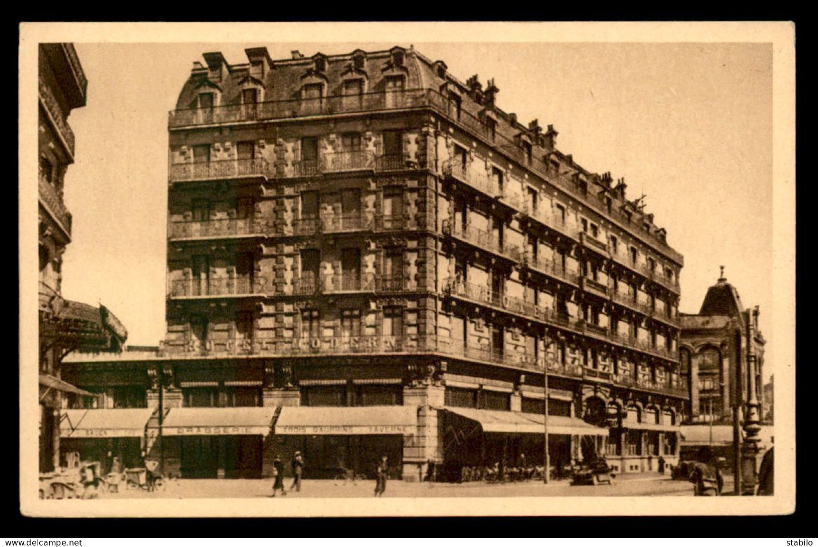 38 - GRENOBLE - HOTEL DES TROIS DAUPHINS - Grenoble