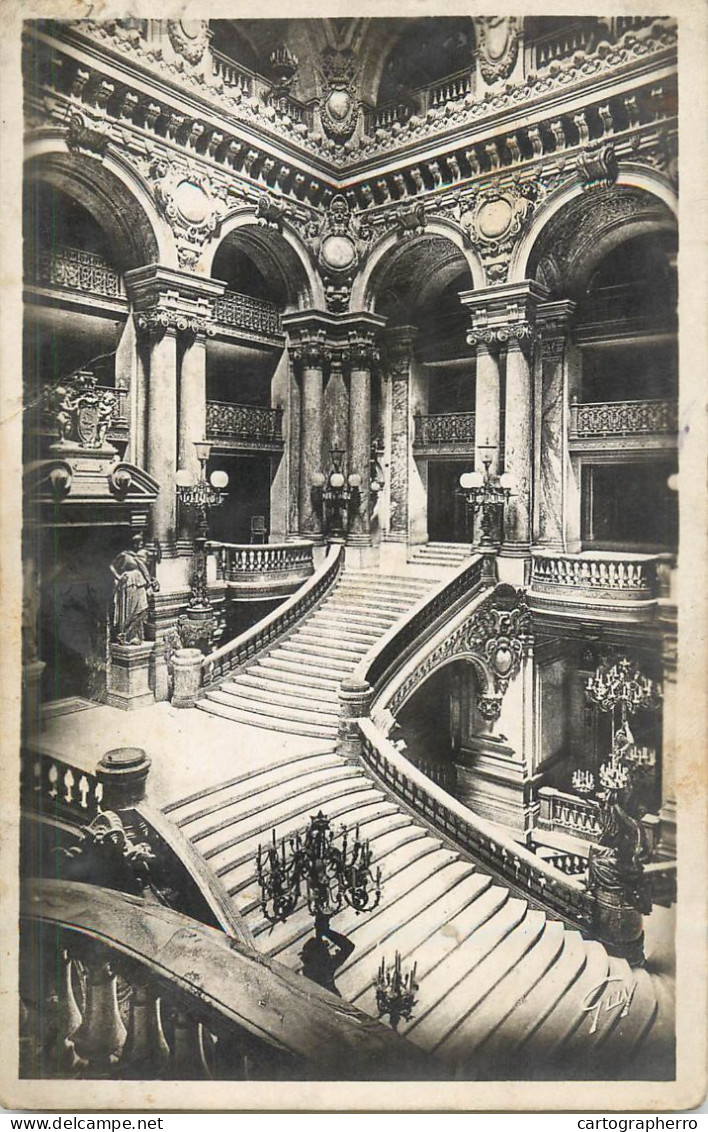 CPA France Paris Grand Escalier De L' Opera - Autres Monuments, édifices