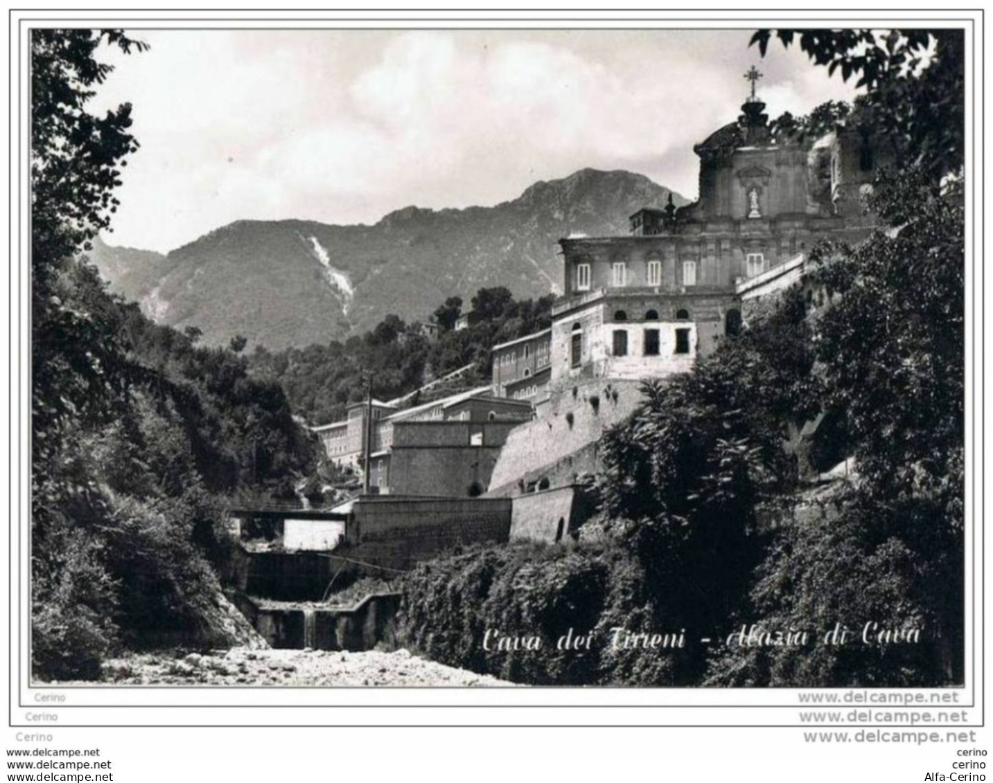 CAVA  DEI  TIRRENI (SA):  ABAZIA  DI  CAVA  -  FOTO  -  FG - Chiese E Conventi