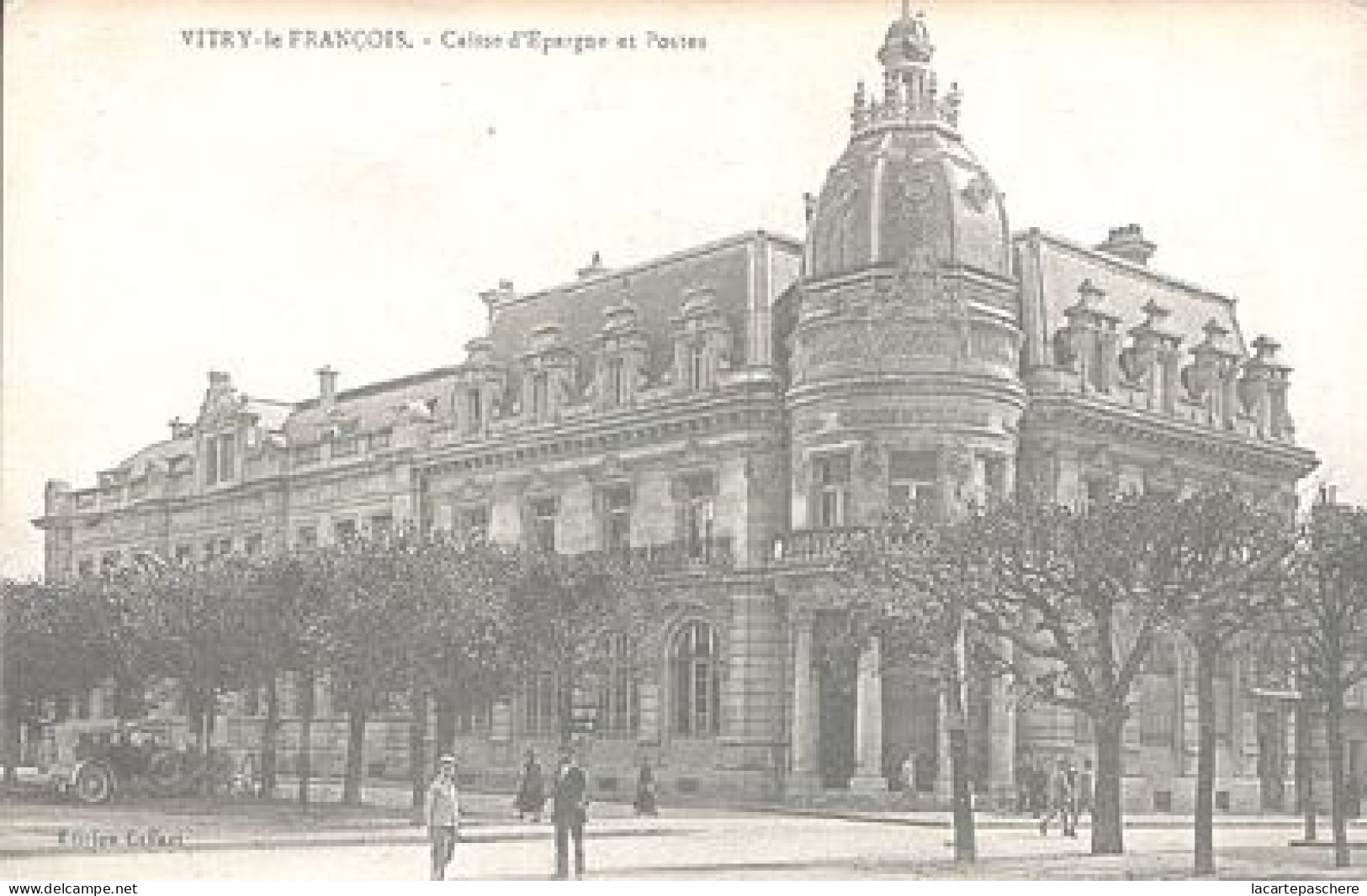 X4902 MARNE VITRY LE FRANCOIS CAISSE EPARGNE ET POSTES THEME BANQUE - Vitry-le-François