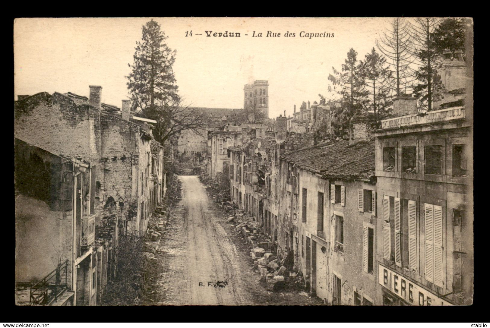 55 - VERDUN - RUE DES CAPUCINS  - Verdun