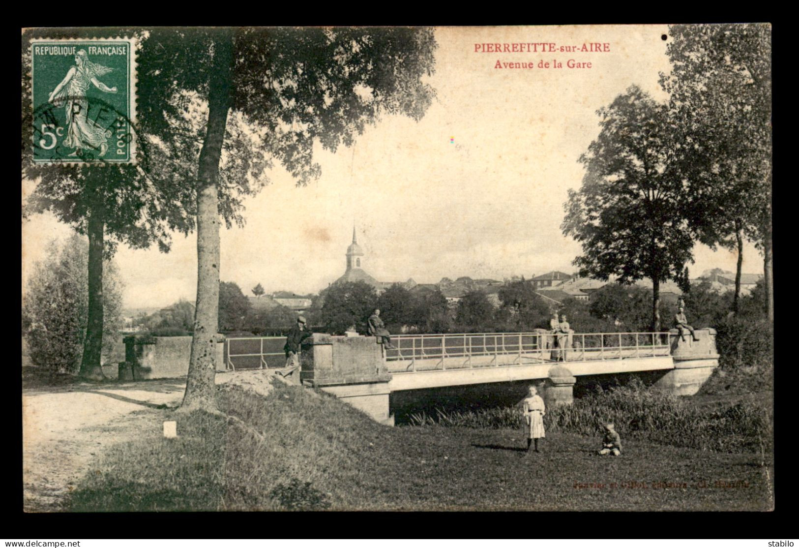 55 - PIERREFITTE-SUR-AIRE - AVENUE DE LA GARE - EDITEUR JANVIER - Autres & Non Classés