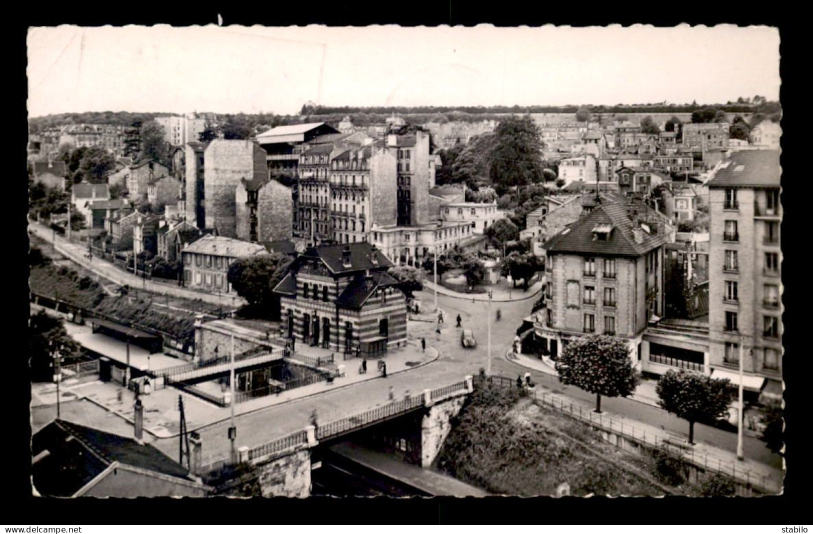 92 - MEUDON - LA GARE DE CHEMIN DE FER MEUDON-VAL FLEURY - Meudon