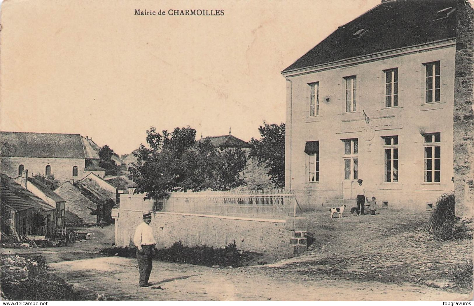 52 MAIRIE DE CHARMOILLES ANIMEE - 879 - Sonstige & Ohne Zuordnung