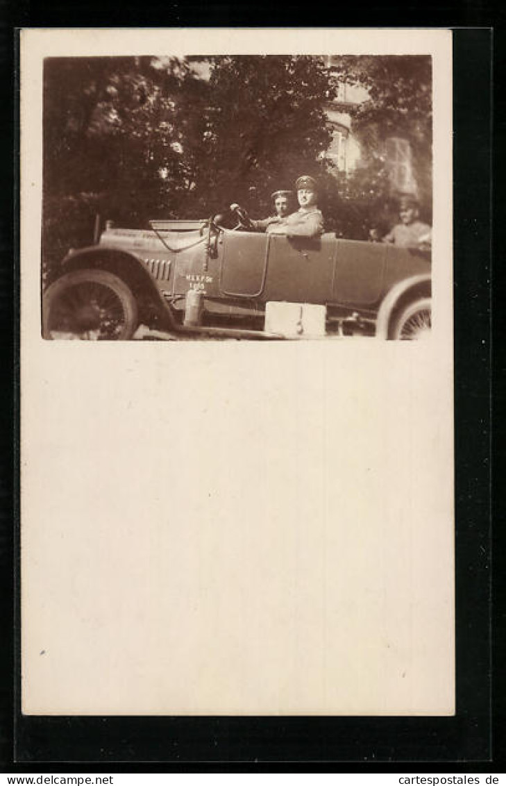 AK Soldaten In Einem Offenen Automobil  - Weltkrieg 1914-18