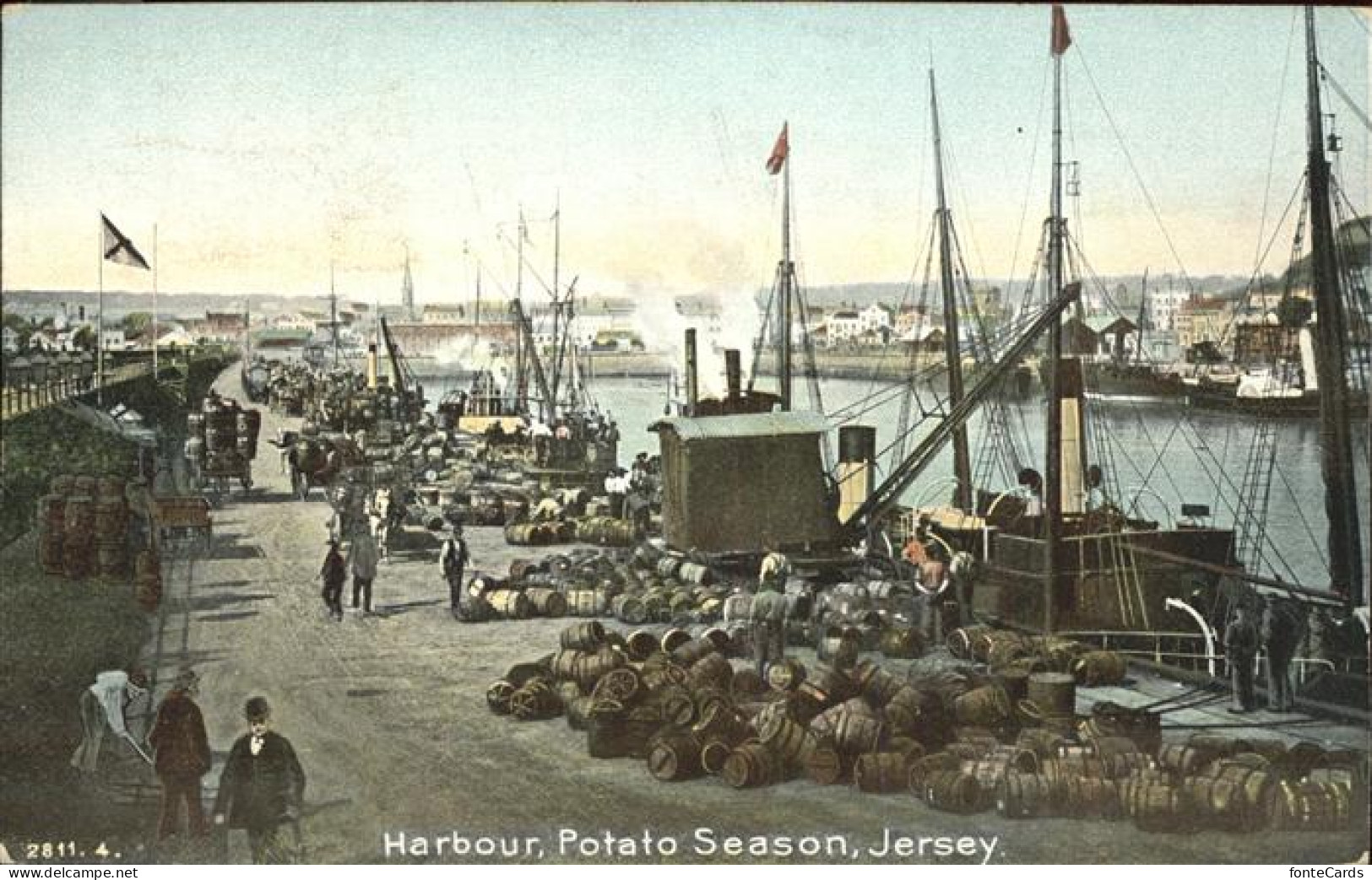 11384618 Jersey United Kingdom Harbour Potato Season Grossbritannien - Autres & Non Classés