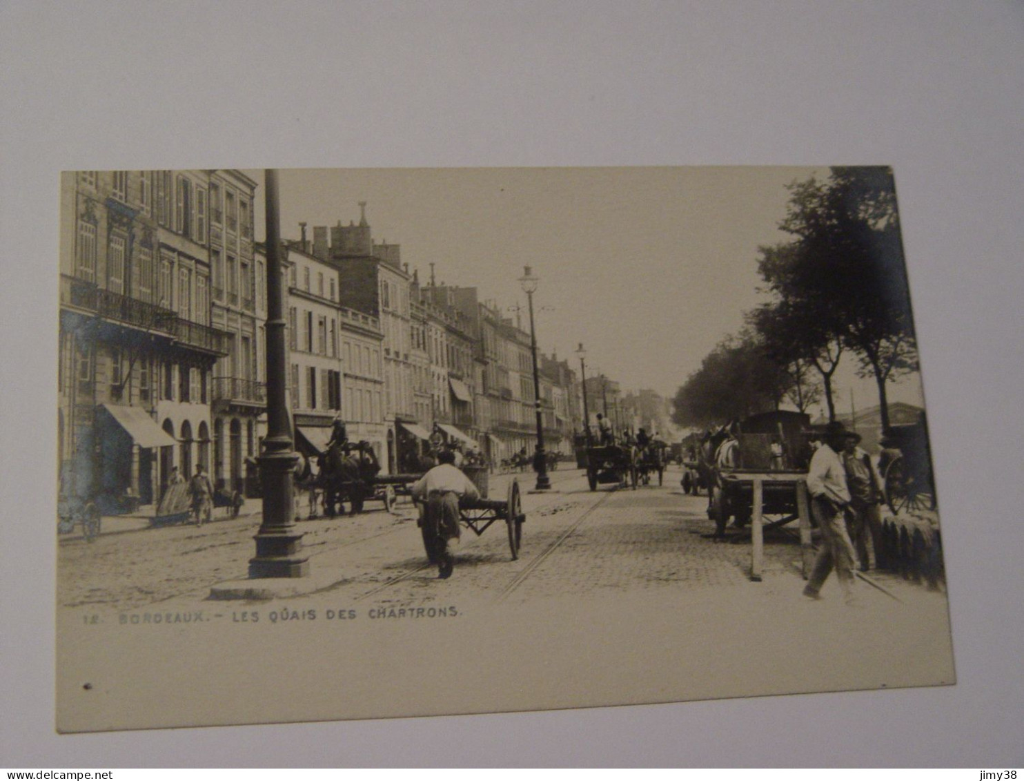 GIRONDE-CARTE PHOTO BORDEAUX-12-LES QUAIS DES CHARTRONS ANIMEE - Bordeaux