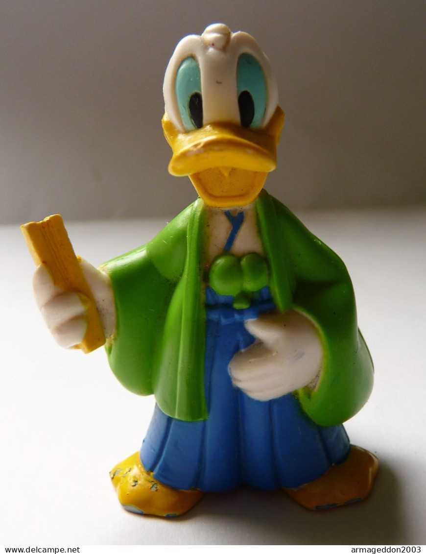 ANCIENNE FIGURINE PVC DISNEY DONALD CHIMISTE / 6 CM LUCKY - Disney