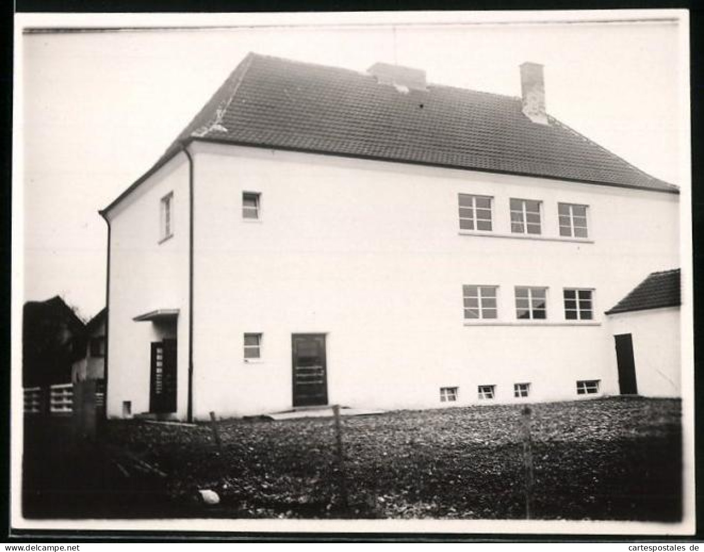 Fotografie Unbekannter Fotograf, Ansicht Erbach-Dellmensingen, Schule, Schulhaus Neubau 1930  - Lieux