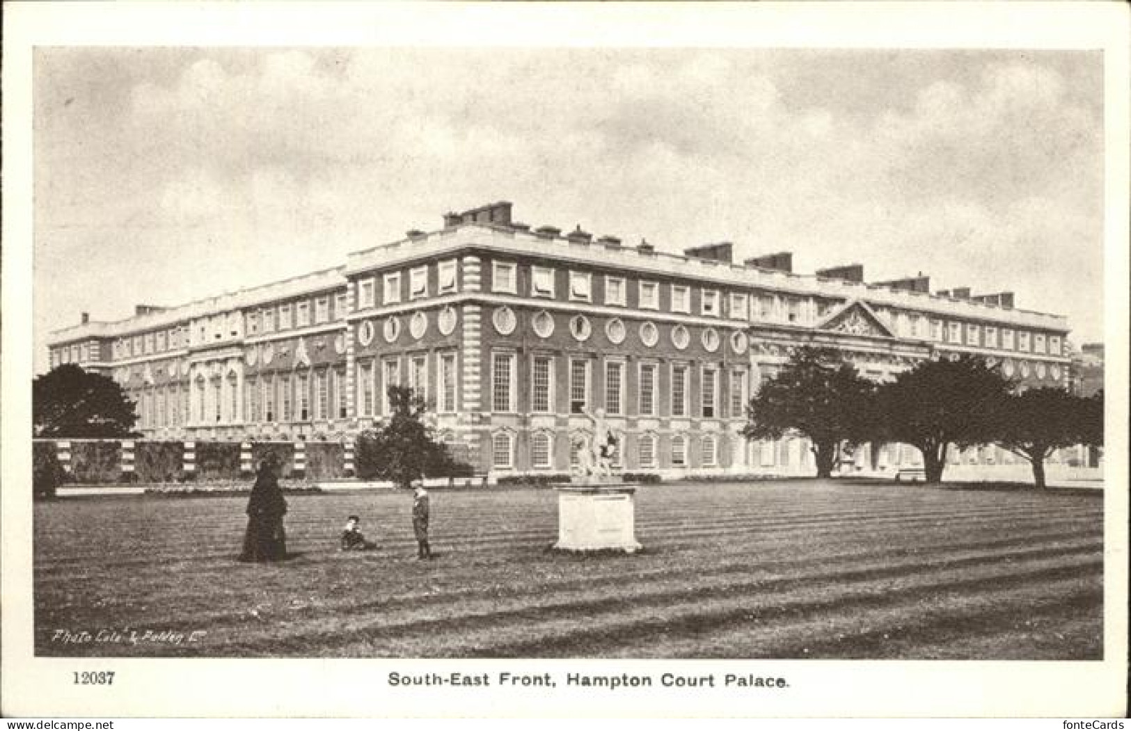 11384128 Hampton Court Palace South-East Front United Kingdom - Autres & Non Classés