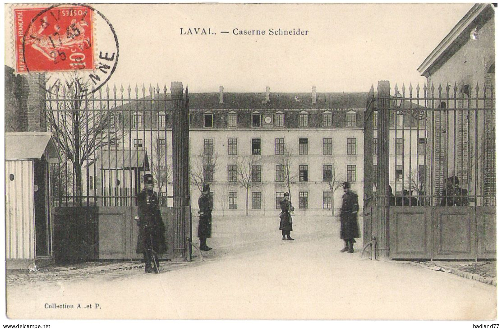 53 - LAVAL - Caserne Schneider - Laval