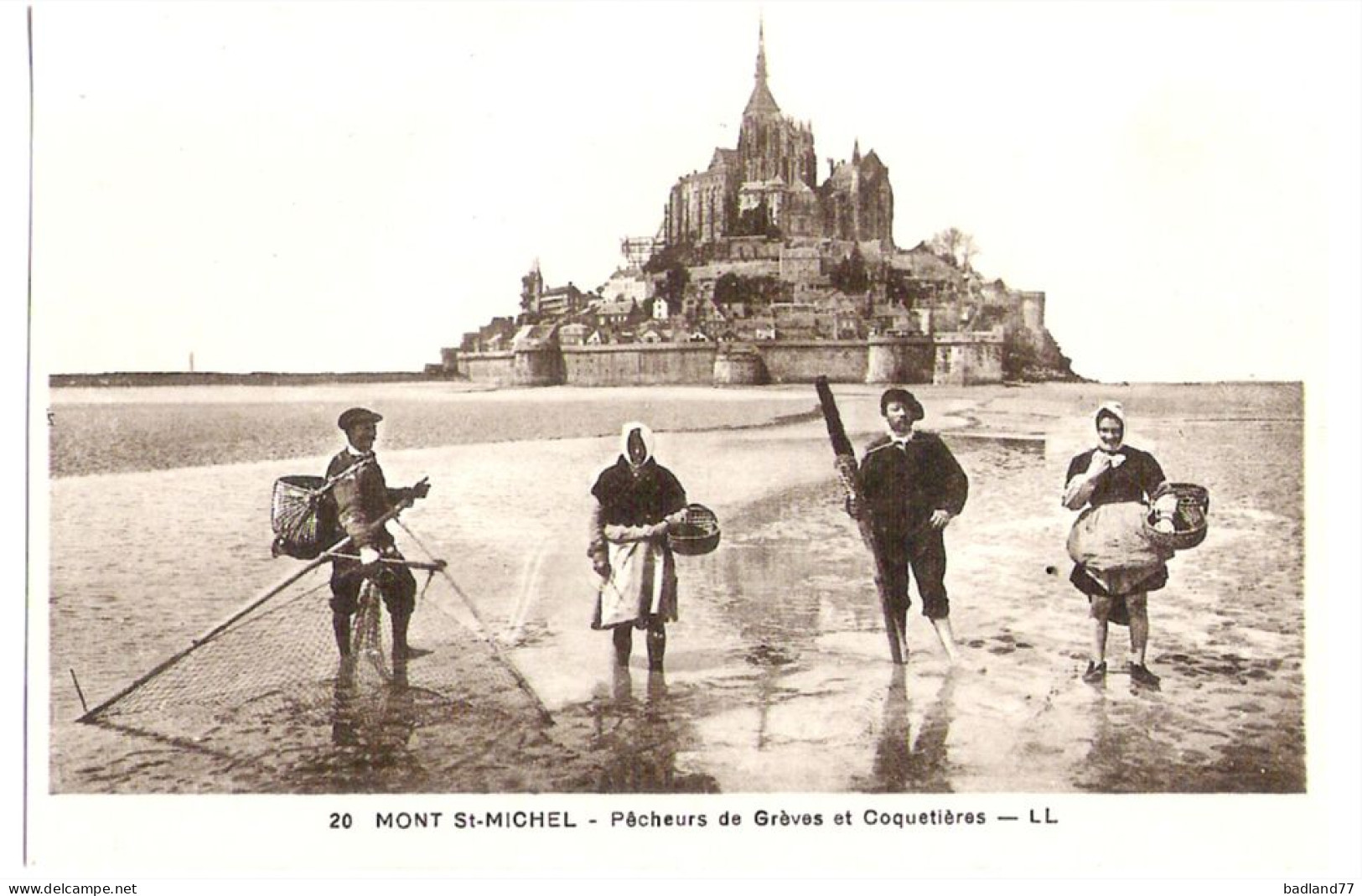 50 - MONT-SAINT-MICHEL - Pêcheurs De Grève Et Coquetières - Le Mont Saint Michel