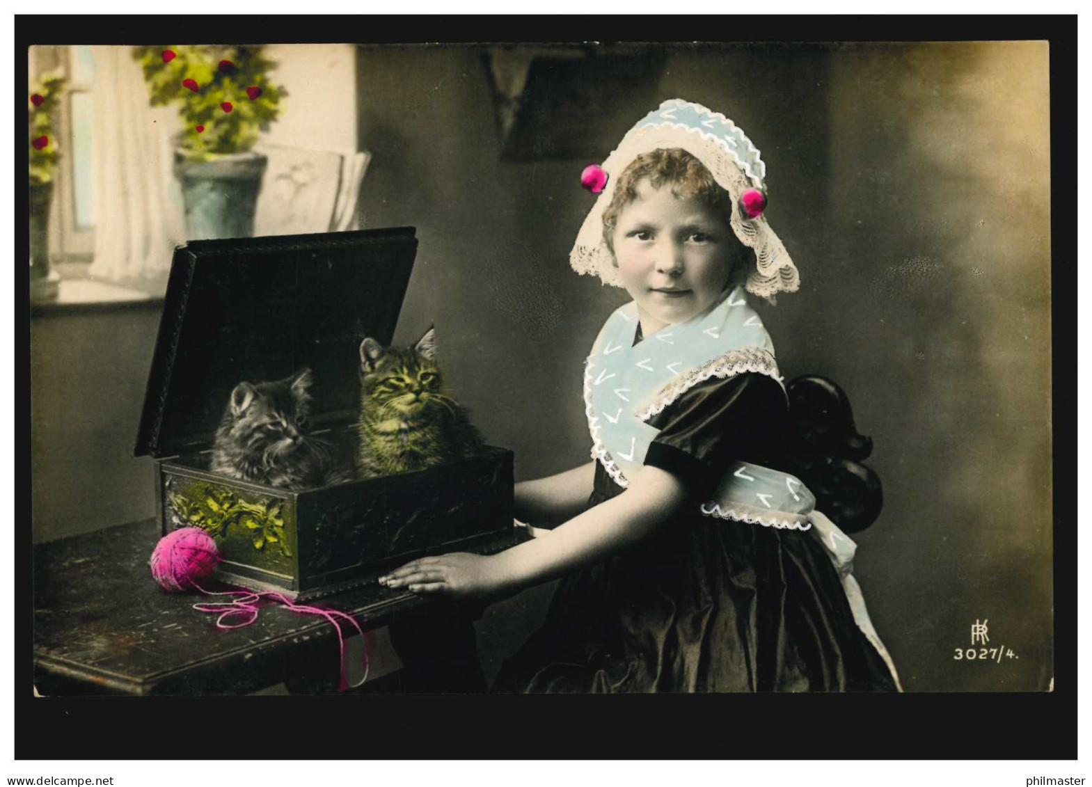 Tiere-AK Kinder: Mädchen, Zwei Katzenkinder, Coloriert, BARCELONA 1906 - Hunde