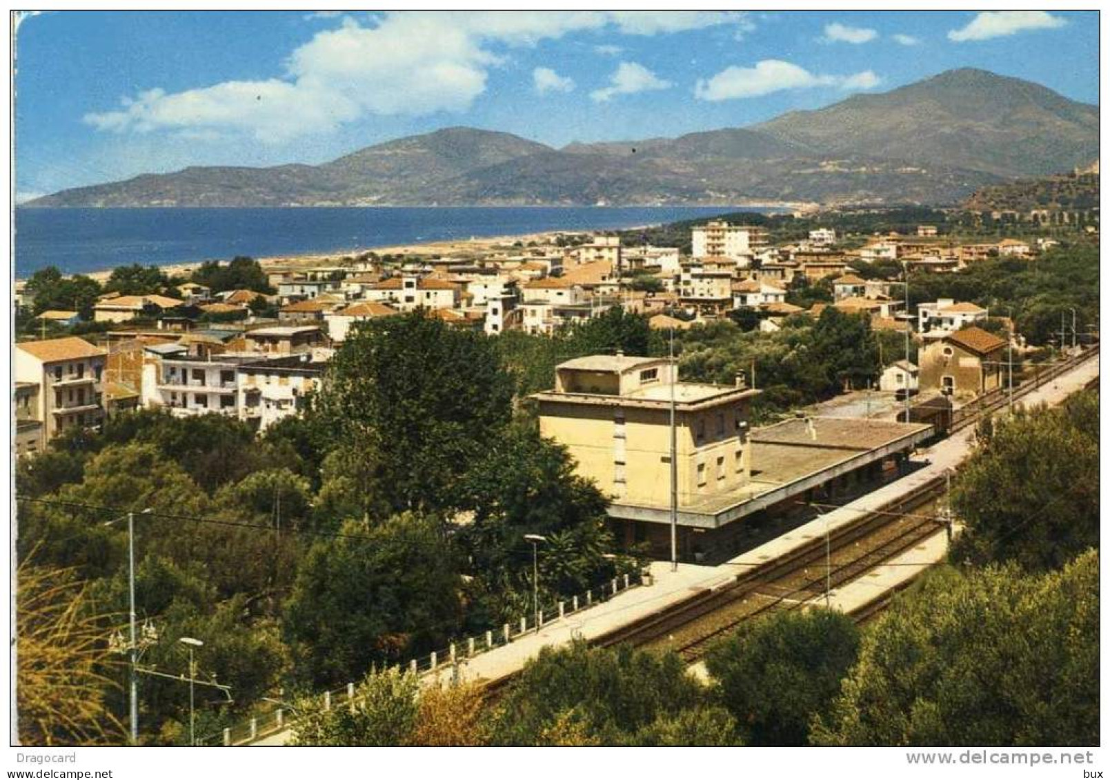 MARINA DI ASCEA VEDUTA STAZIONE FERROVIARIA  SALERNO CAMPANIA   VIAGGIATA COME DA FOTO STATION GARE - Salerno