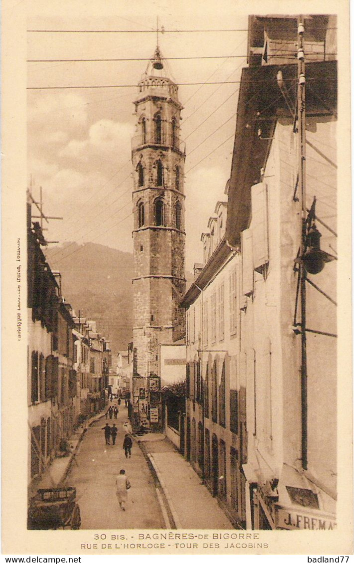 65 - BAGNERES DE BIGORRE - Rue De L'Horloge - Bagneres De Bigorre