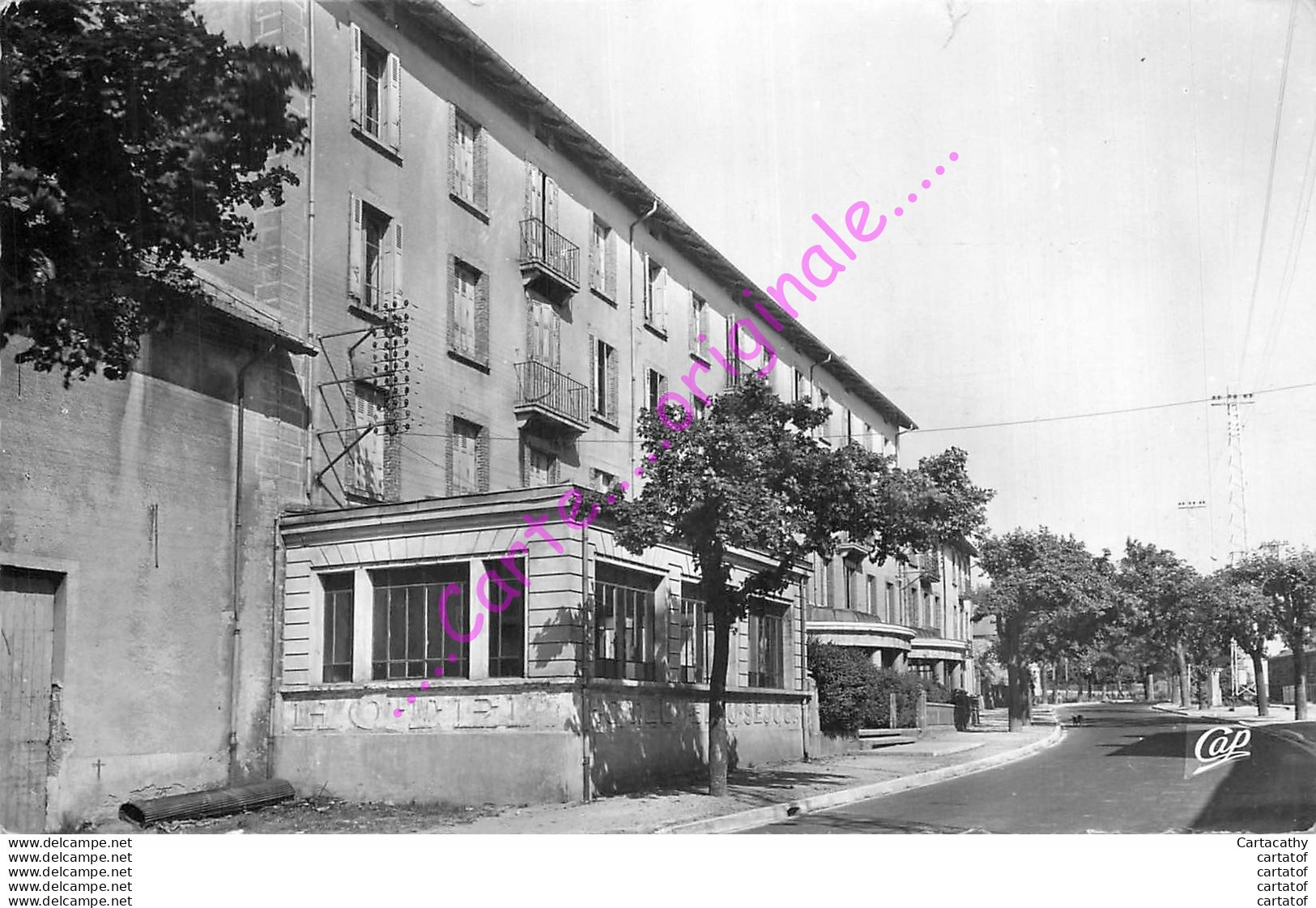 07.  SAINT AGREVE .  Avenue Des Cévennes Et L'Hôtel Beauséjour . - Saint Agrève