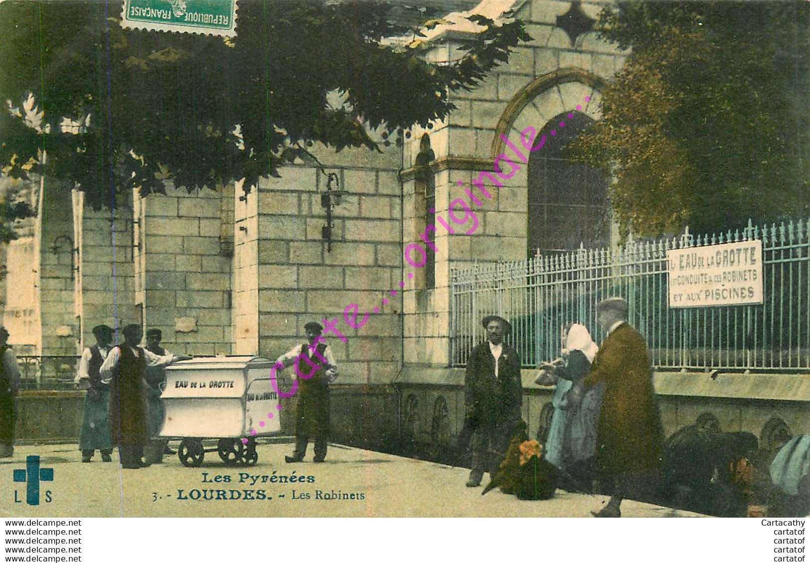 65.  LOURDES .  Les Robinets .  CPA Animée . - Lourdes