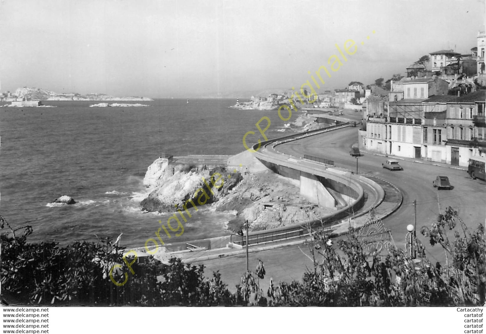 13.  MARSEILLE .  Promenade De La Corniche . - Unclassified