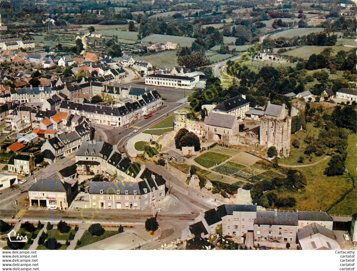 50. SAINT SAUVEUR LE VICOMTE . Vue Aérienne . - Saint Sauveur Le Vicomte