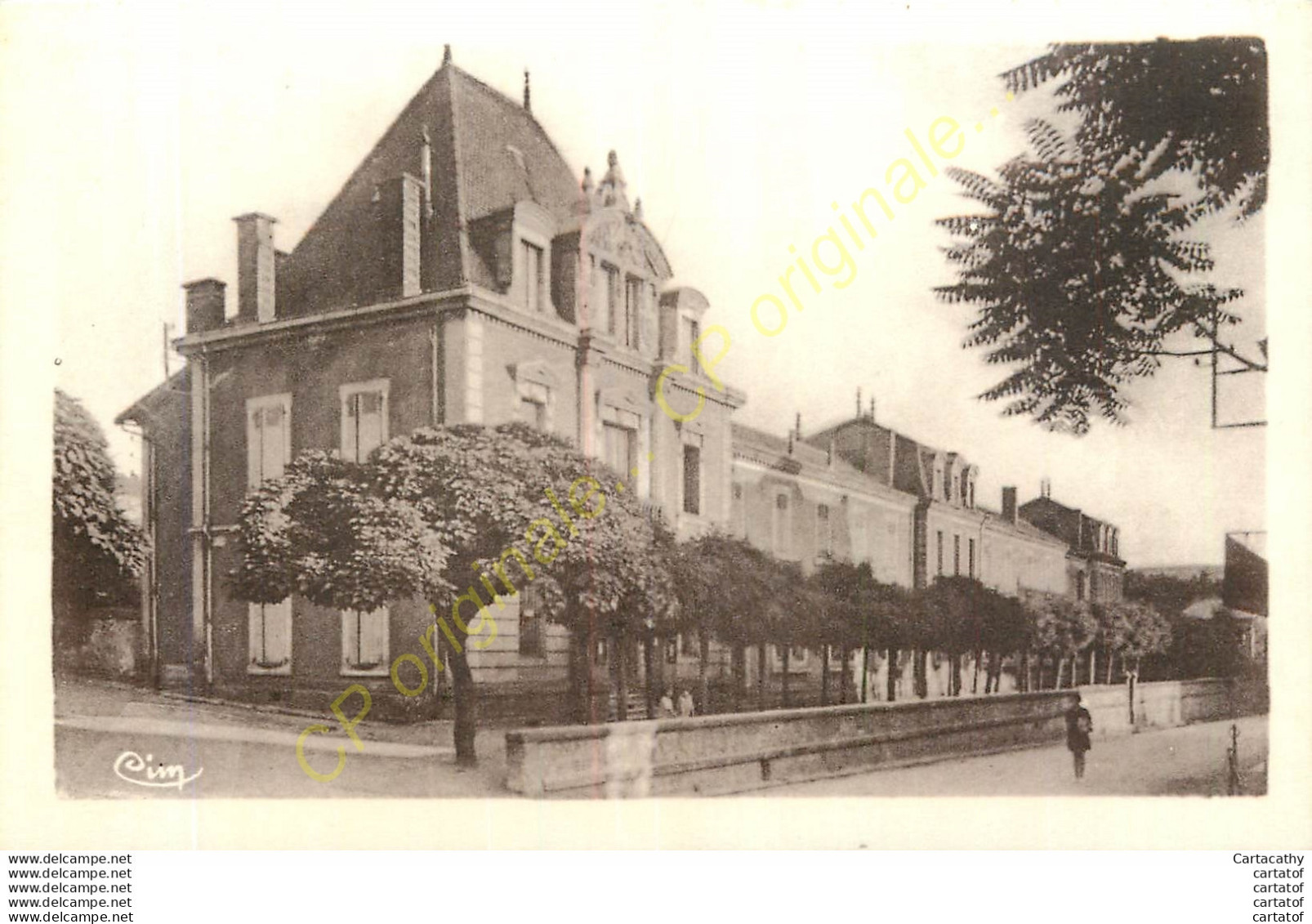 12.  CAPDENAC GARE .  La Mairie . - Autres & Non Classés