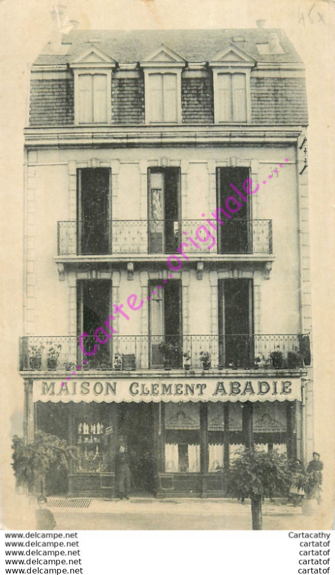 65.  Maison CLEMENT ABADIE ( LOURDES ) . - Lourdes