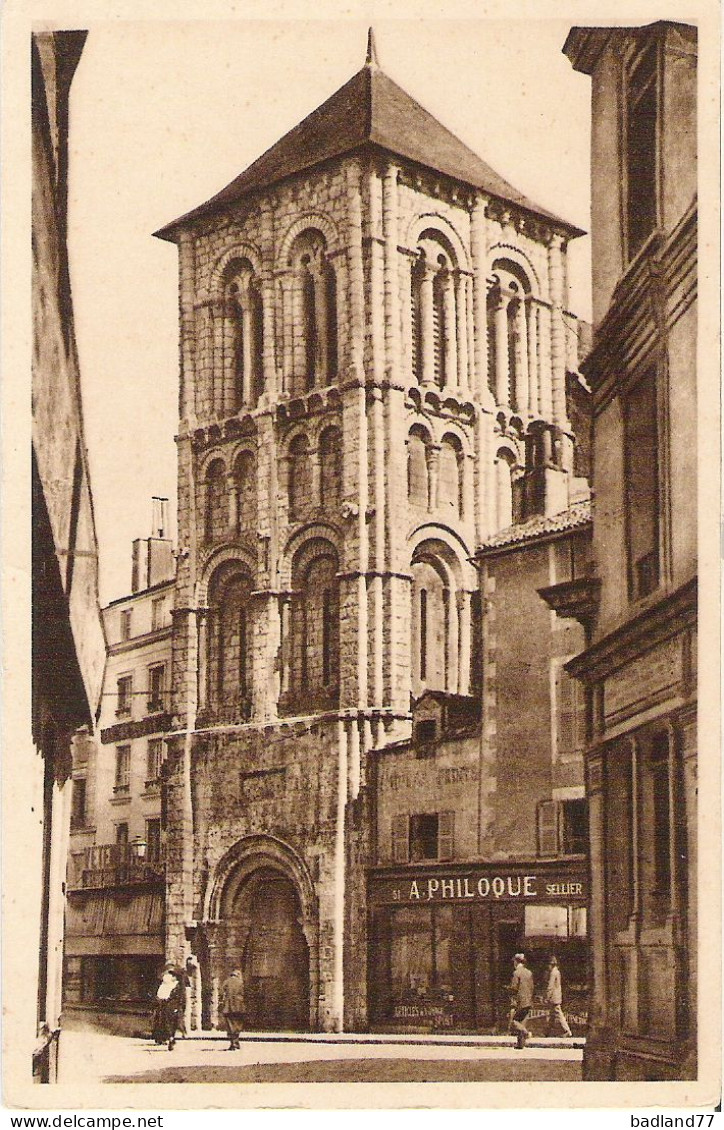 86 - POITIERS - Clocher Roman (XIe S.) De L'Eglise Saint-Porchaire - Poitiers