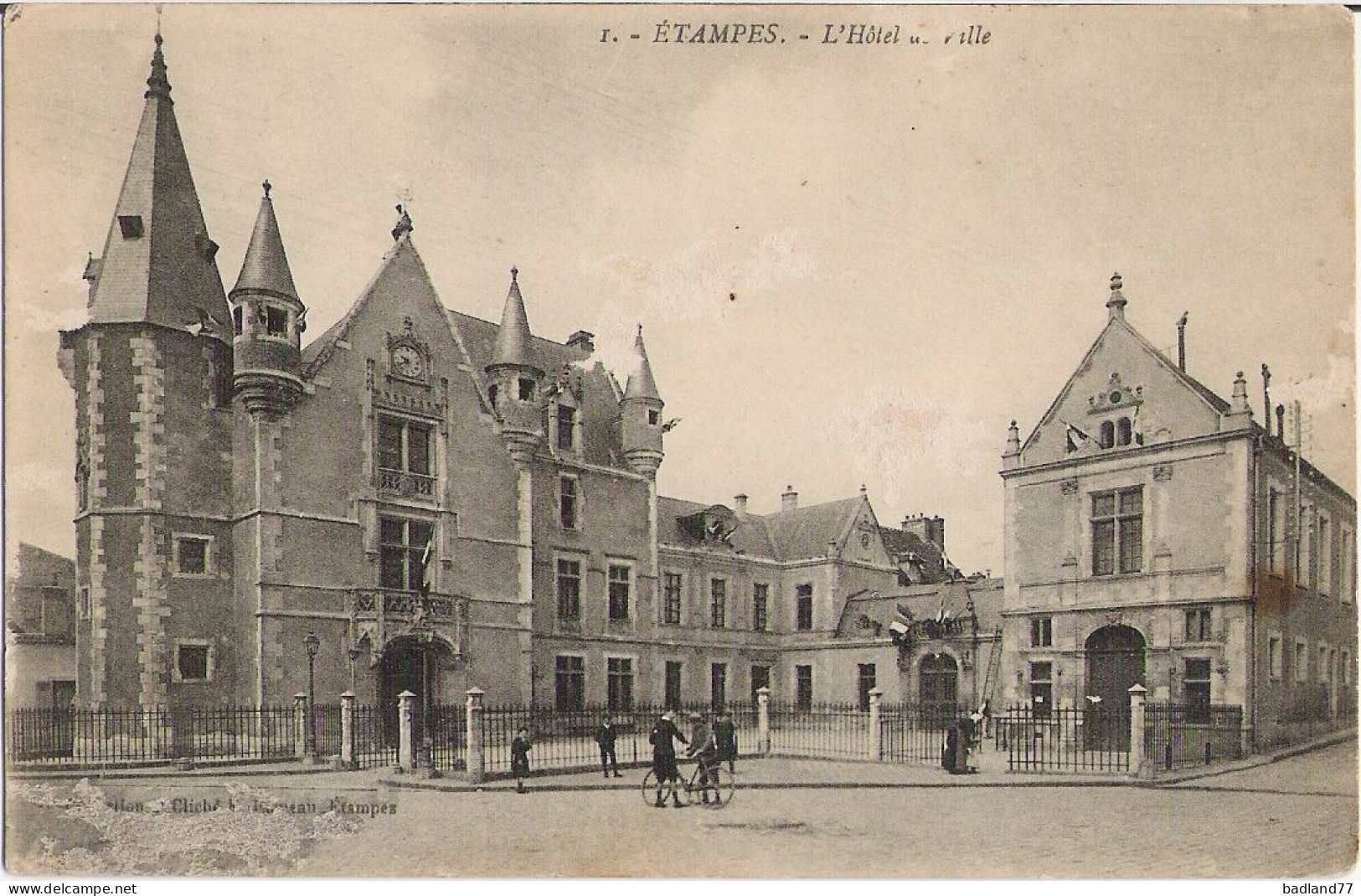 91 - ETAMPES - L Hôtel De Ville - Montpellier