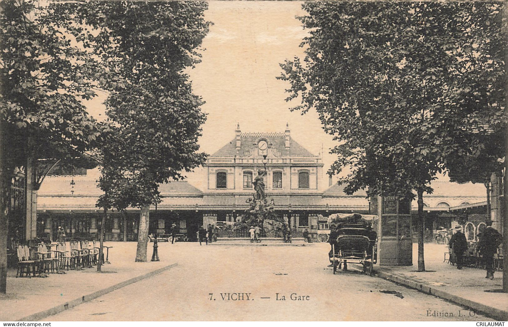 03-VICHY-N°T5269-E/0189 - Vichy