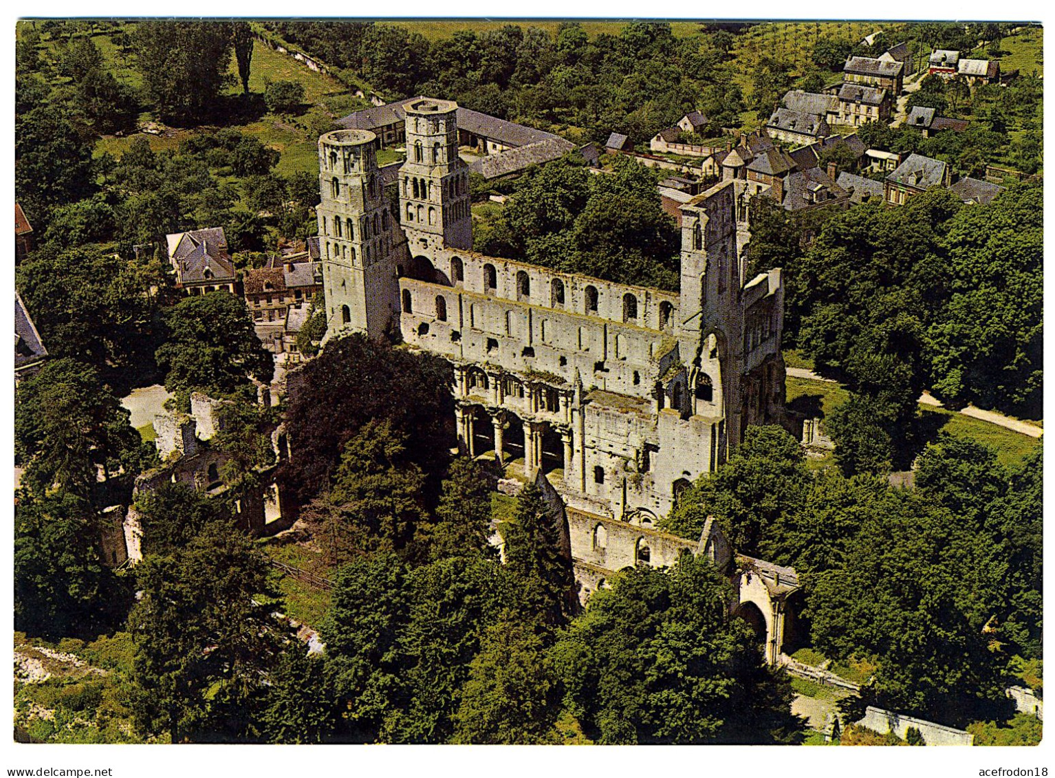 Abbaye De JUMIÈGES - Vue Aérienne - Jumieges