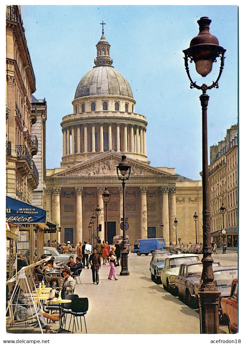 PARIS - Le Panthéon - Pantheon