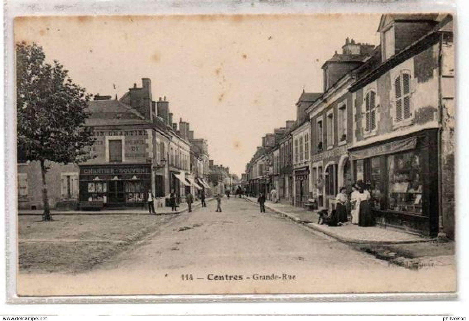 CONTRES GTRANDE RUE  COMMERCES TRES ANIMEE - Contres