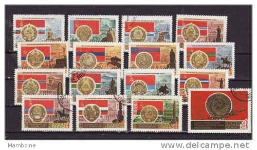 Russie  1967  Drapeaux N° 3240 /. 55    = Oblitéré. Serie Complete 16 Valeurs - Gebraucht