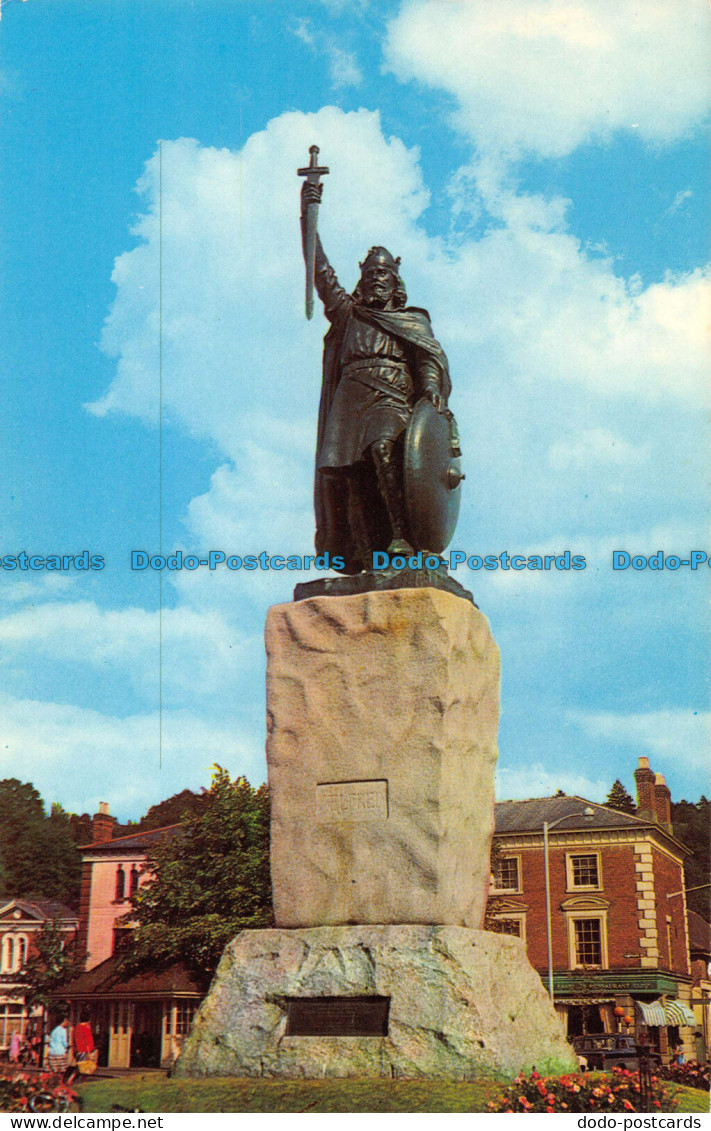 R083748 King Alfred Statue. Winchester - World