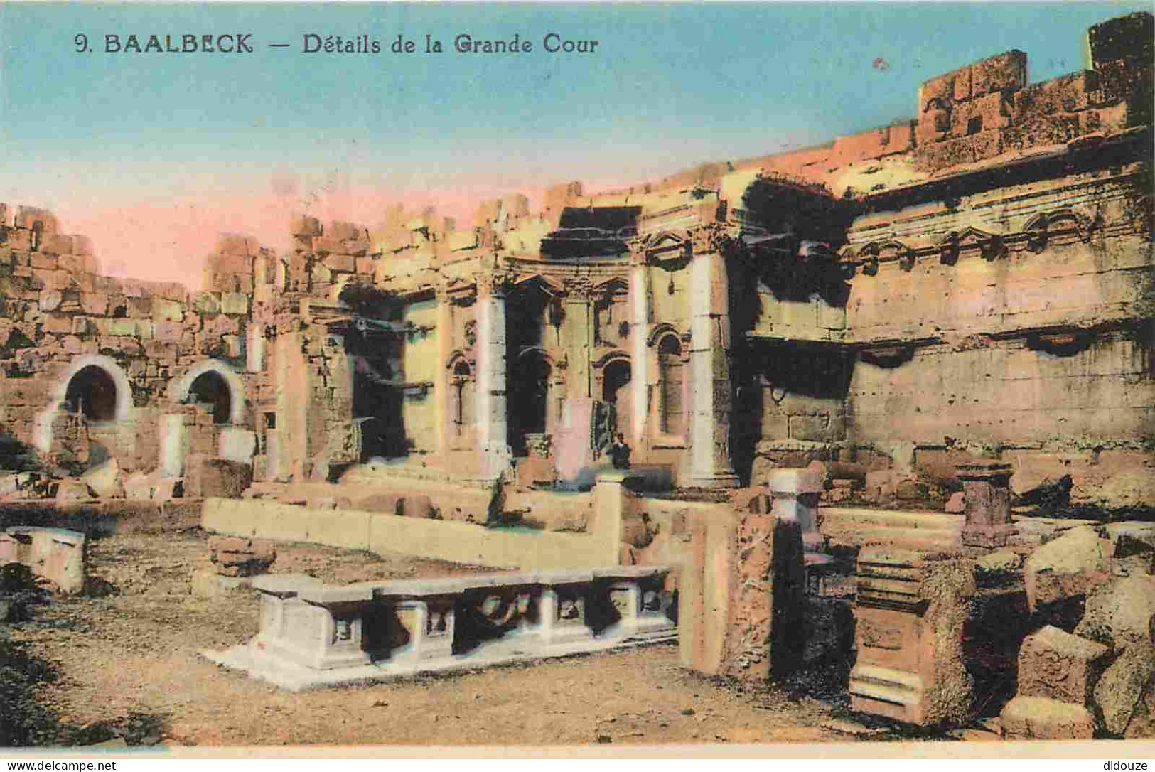 Liban - Baalbeck - Détails De La Grande Cour - Colorisée - Antiquité - CPA - Voir Scans Recto-Verso - Lebanon