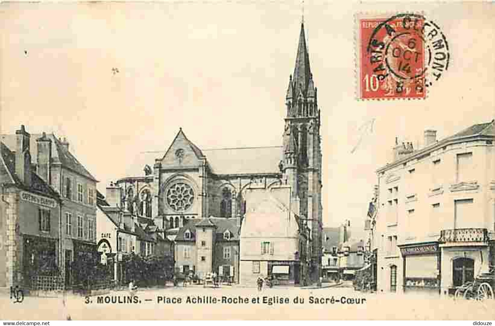 03 - Moulins - Place Achille-Roche Et Eglise Du Sacré-Coeur - Animée - Superbe Oblitération - CPA - Voir Scans Recto-Ver - Moulins