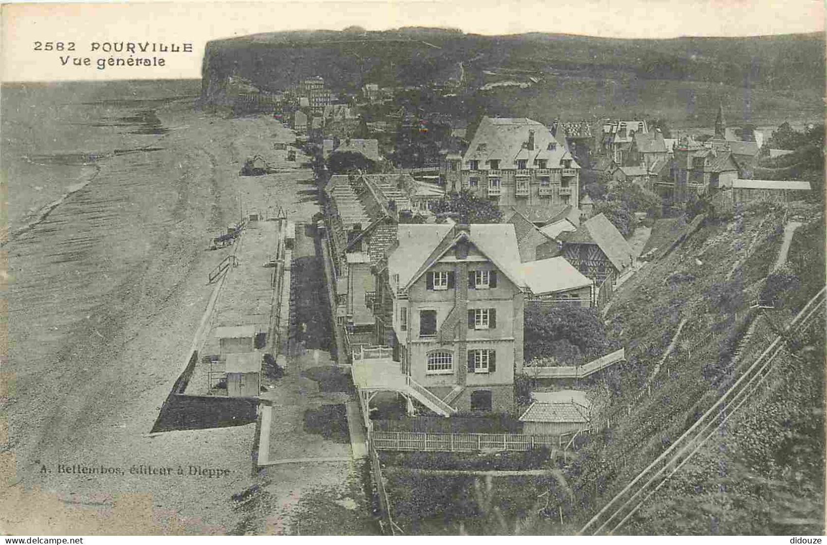 76 - Pourville - Vue Générale - Falaises - CPA - Voir Scans Recto-Verso - Autres & Non Classés