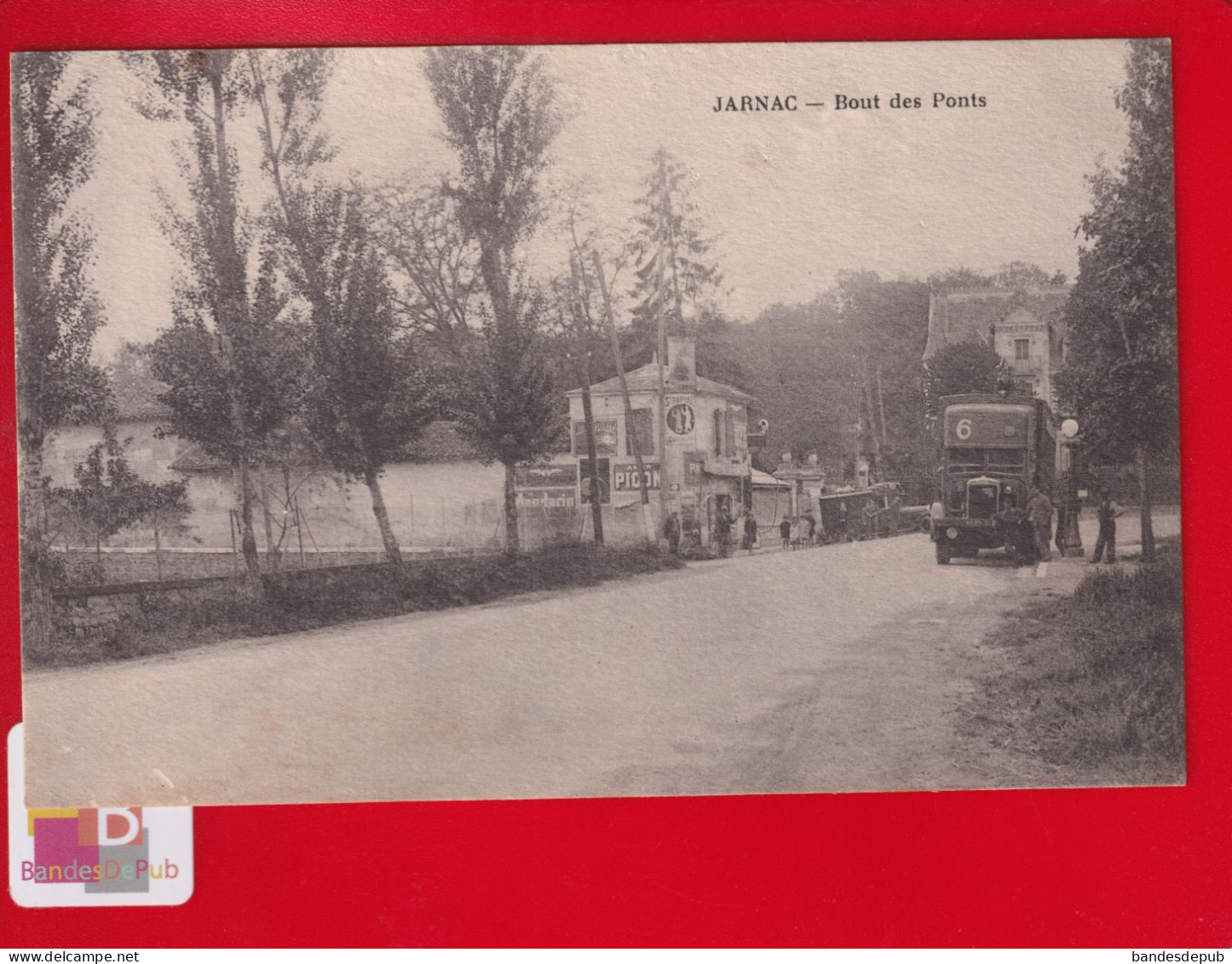 CPA Jarnac Bout Des Ponts Animée Vieux Camion Publicité Picon écrite à Jarnac En 1935 Lire Dos - Jarnac